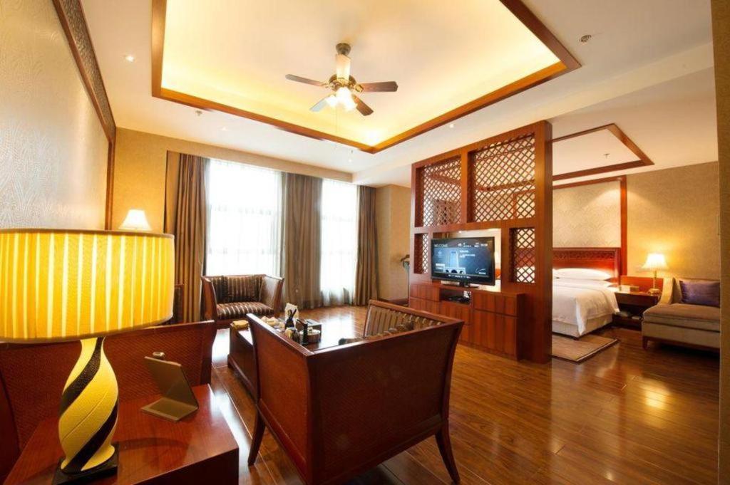 Chongqing Huachen International Hotel Eksteriør bilde