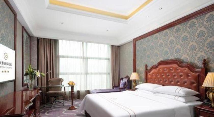Chongqing Huachen International Hotel Eksteriør bilde